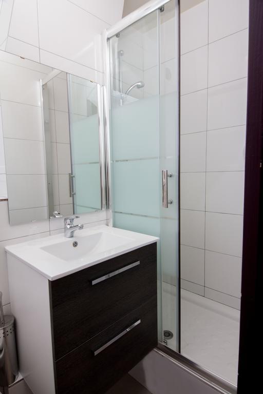 פריז Hotel Montmartre מראה חיצוני תמונה